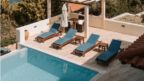 swimming pool home